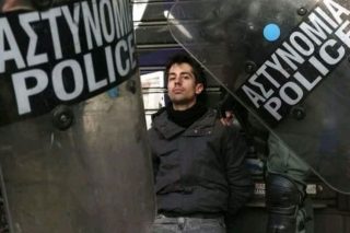 Ο Ρωμανός Αγγελής κατά τη σύλληψή του